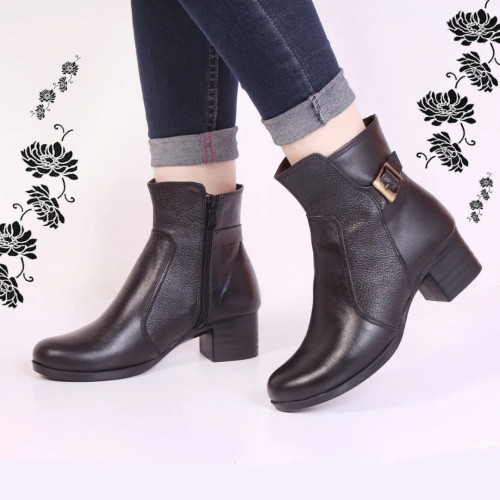 بوت اقتصادی سگکی چرم گاوی